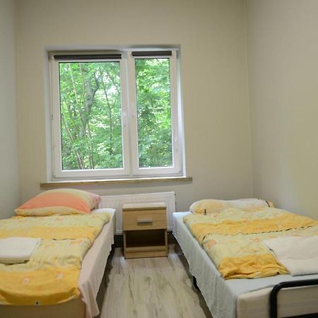 Zacisze Lesne Hostel Lidzbark Warminski Bagian luar foto